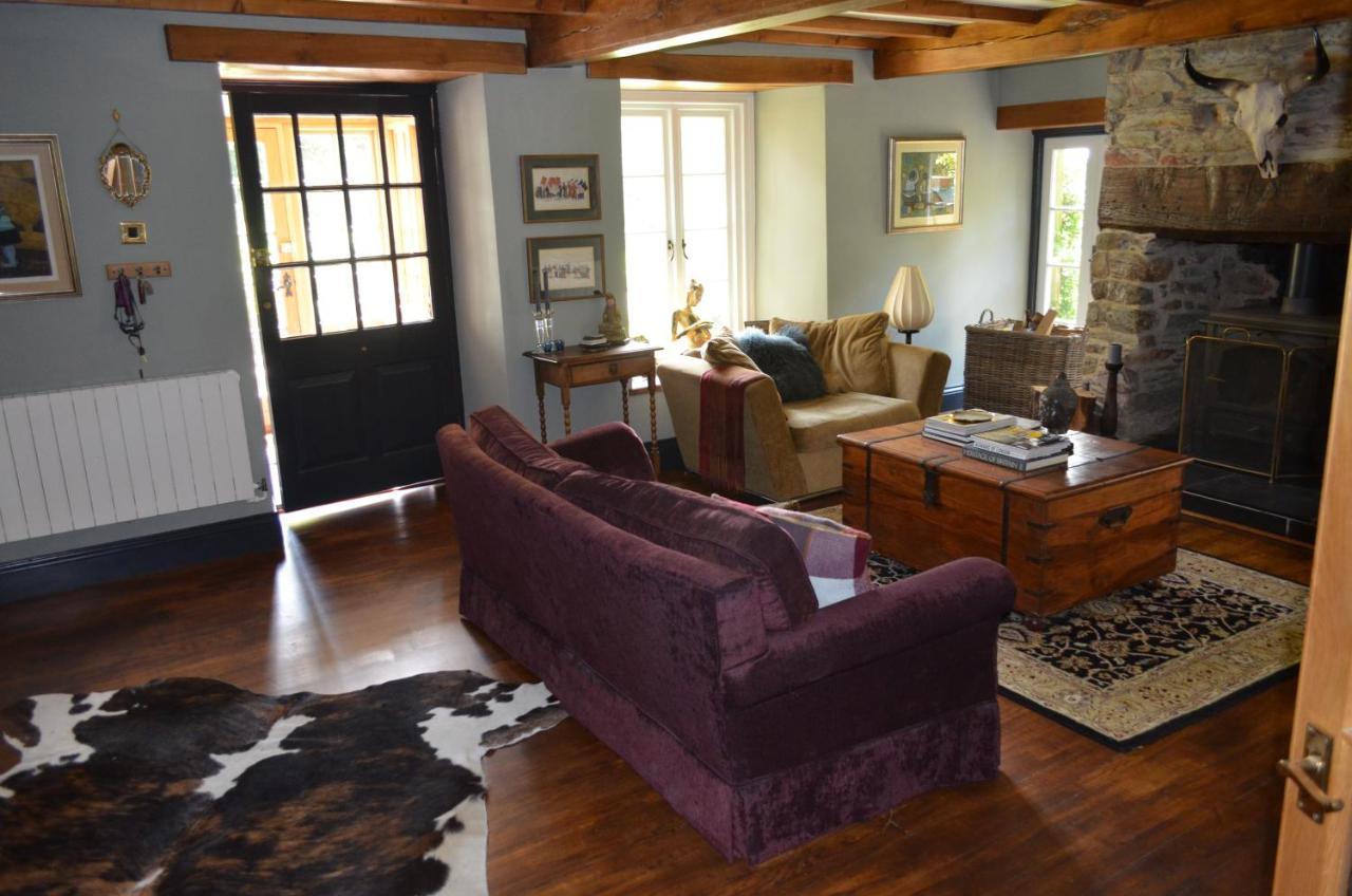 トットネス Bow Mill Farm Bed & Breakfast エクステリア 写真