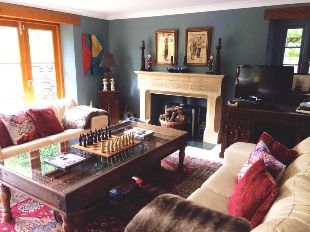 トットネス Bow Mill Farm Bed & Breakfast エクステリア 写真